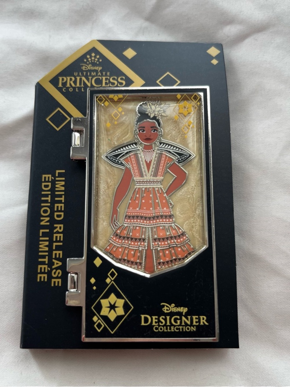 Disney Ultimate Princess Collection Moana Limited Release Hinged Pin NWT